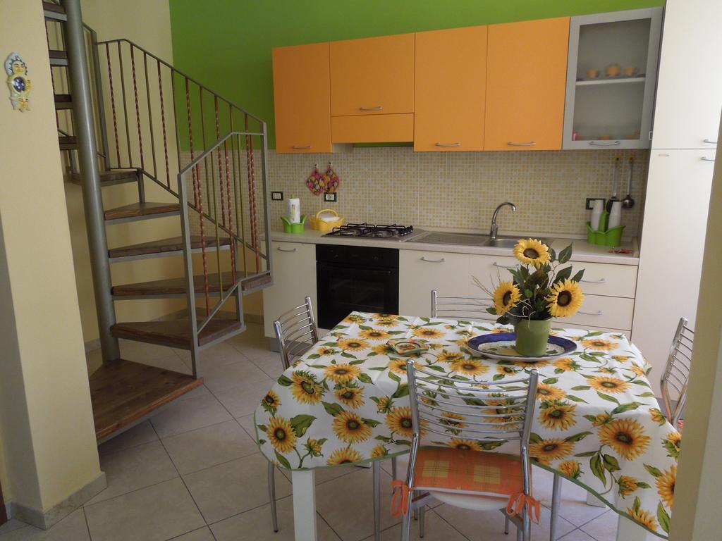 Casa Vacanza Il Ciliegio Noto Bagian luar foto