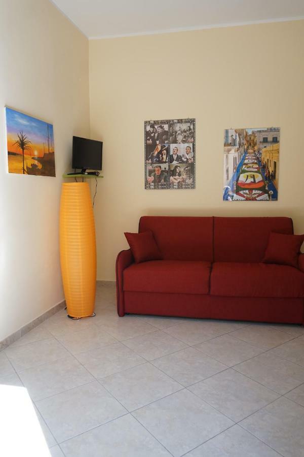 Casa Vacanza Il Ciliegio Noto Bagian luar foto
